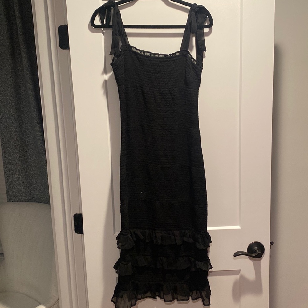 Abercrombie Black Smocked Midi Dress-Size L